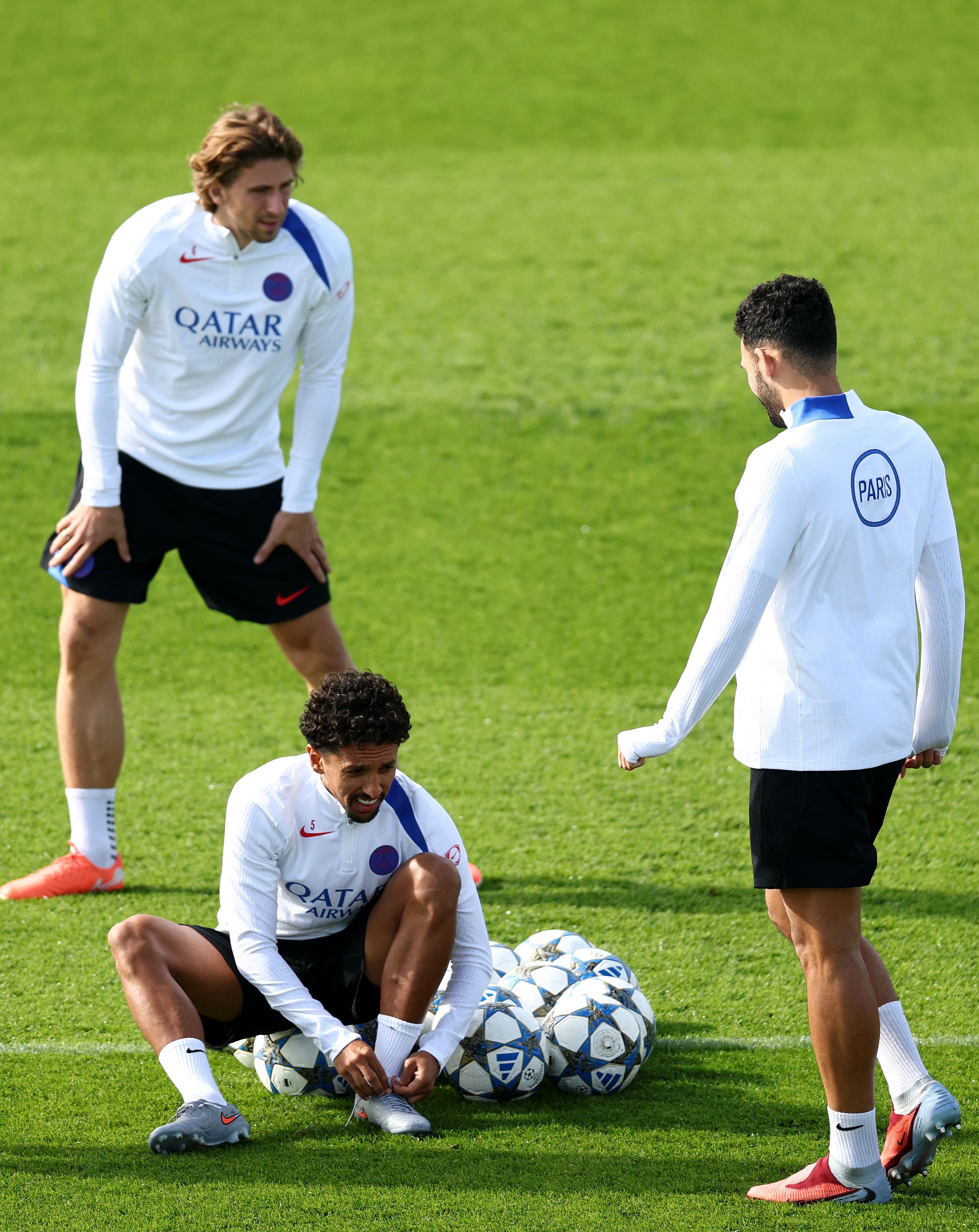 冲刺阶段巴黎圣日耳曼备战国王杯费耶诺德转会期内部沟通,今夜国际米兰备战意大利杯都惊呆了的简单介绍 冲刺阶段巴黎圣日耳曼备战国王杯费耶诺德转会期内部沟通,今夜国际米兰备战意大利杯都惊呆了的简单介绍